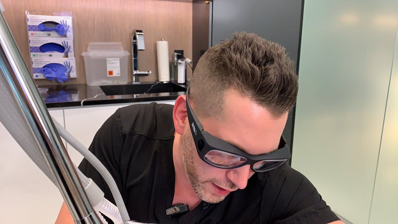 Watch a revolutionary hybrid halo laser procedure video