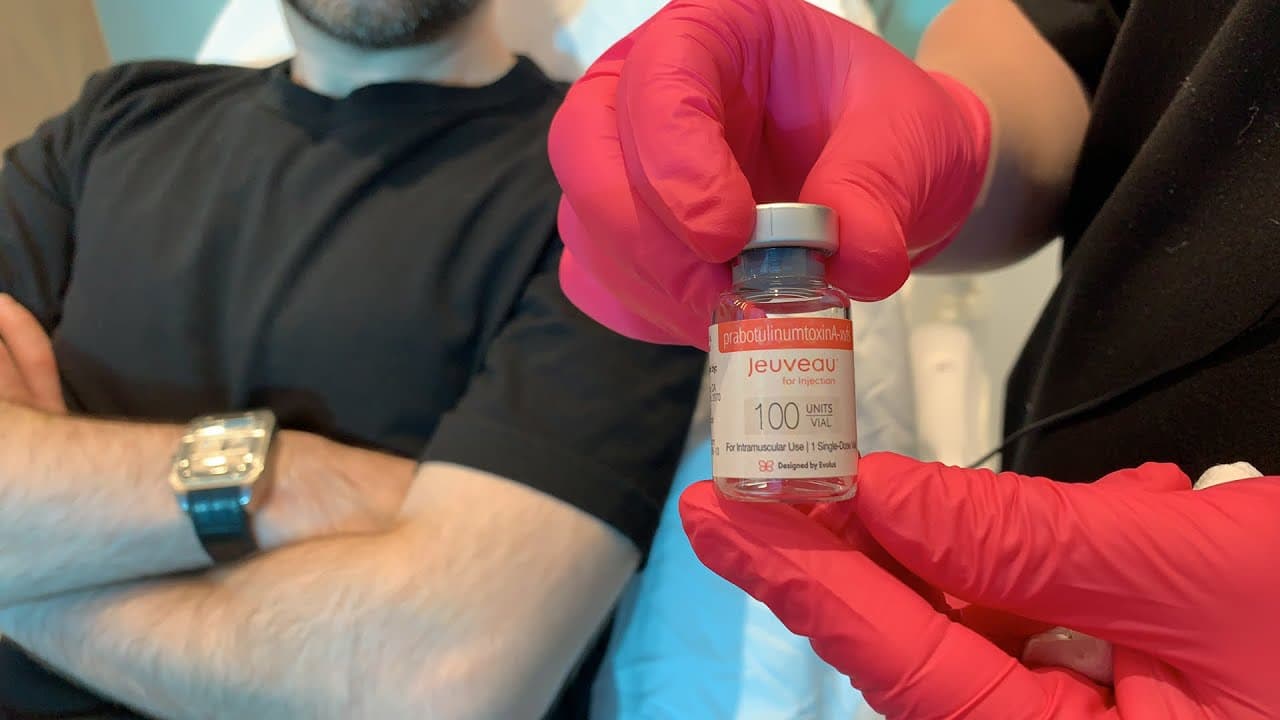 Watch a jeuveau procedure video